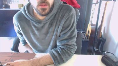aventurierparis — Cam4 stream photo (Feb 2026)