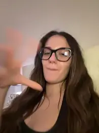 martadiventura — вебкам-модель онлайн на stripchat