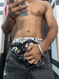 Spicy_boy_69 — вебкам-модель онлайн на stripchat