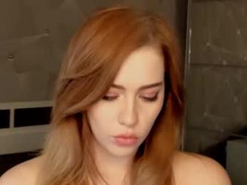 luiza012 — Chaturbate stream photo (Oct 2025)