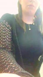 Nefti_ — вебкам-модель онлайн на cam4