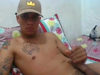 jeom_18cm — Stripchat stream photo (Apr 2023)