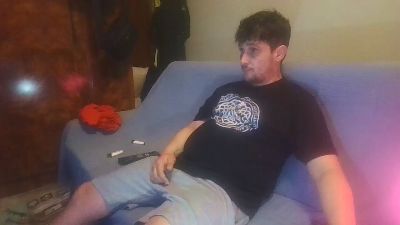 GlooboohhxxxD — вебкам-модель онлайн на cam4