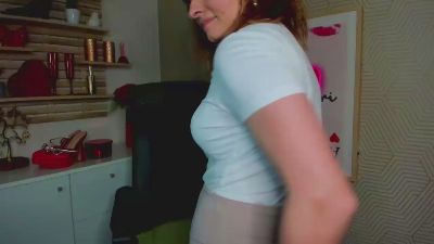 1Angela39 — Cam4 stream photo (Apr 2026)