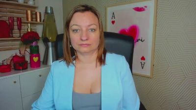 1Angela39 — Cam4 stream photo (Apr 2026)