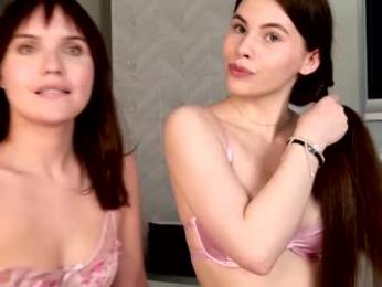 sexxxsirens — вебкам-модель онлайн на chaturbate