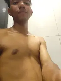 Reynold2608 — Stripchat stream photo (May 2026)