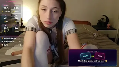 LiliVenom — вебкам-модель онлайн на stripchat