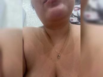 Alisaay — вебкам-модель онлайн на bongacams