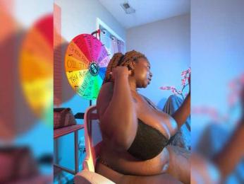 Strawhatlei — Bongacams stream photo (Jun 2026)