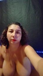 Maturealexa — вебкам-модель онлайн на cam4