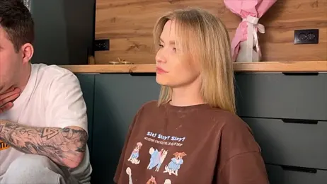 Adelovenick — вебкам-модель онлайн на stripchat