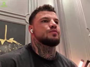 oliversport — вебкам-модель онлайн на chaturbate