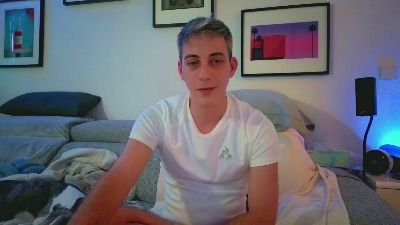 HuGo4K — вебкам-модель онлайн на cam4