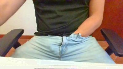 cockandbelly — вебкам-модель онлайн на cam4