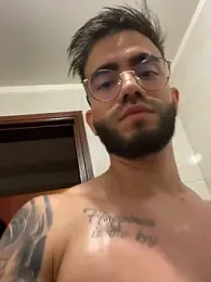 King_Draven3 — вебкам-модель онлайн на stripchat