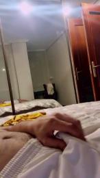 Vic_shelter — вебкам-модель онлайн на cam4