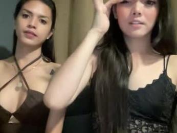 cheskahouston — вебкам-модель онлайн на chaturbate