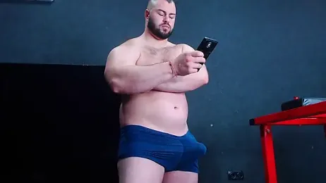 muscularjohnforuX — вебкам-модель онлайн на stripchat