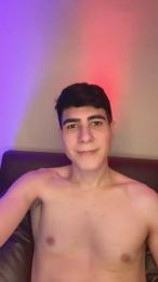 barebacker_king — вебкам-модель онлайн на cam4