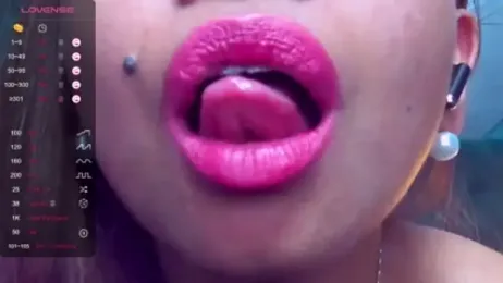 ElyaQuinn — Stripchat stream photo (Nov 2023)