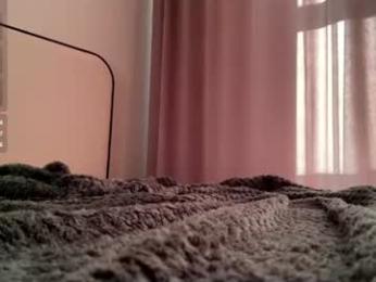 your_ghoul — вебкам-модель онлайн на chaturbate