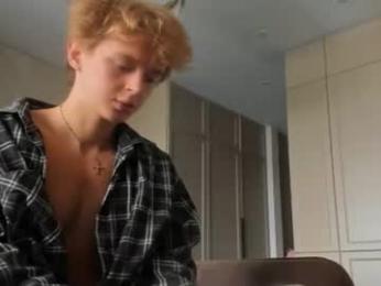 angel_andreww — вебкам-модель онлайн на chaturbate