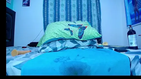 cristinapuerta- — Stripchat stream photo (Jun 2026)