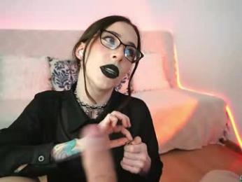 jill_poison — Chaturbate stream photo (Apr 2026)