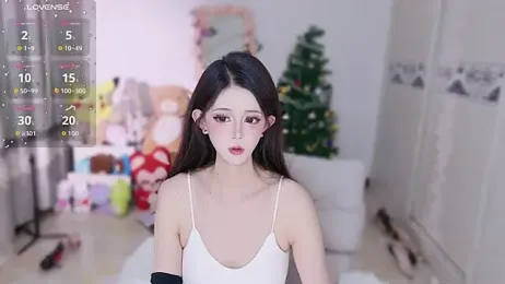 nana-899 — вебкам-модель онлайн на stripchat