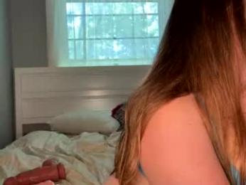 petitegirluvsdick — Chaturbate stream photo (Jul 2026)