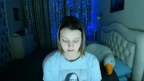 SoniNesti — Stripchat stream photo (Dec 2023)