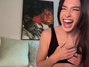 therealmayahill — вебкам-модель онлайн на chaturbate