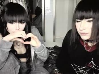 arina_rose — вебкам-модель онлайн на chaturbate