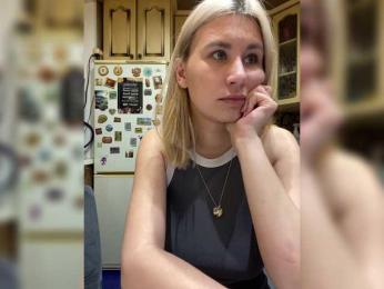 _Magic_ — вебкам-модель онлайн на bongacams