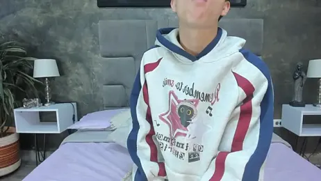 bruce_hans — Stripchat stream photo (Apr 2026)