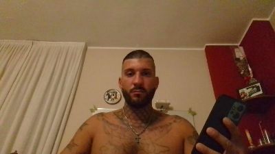 ubiXhot — вебкам-модель онлайн на cam4