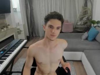 johnnyk8 — Chaturbate stream photo (Aug 2026)