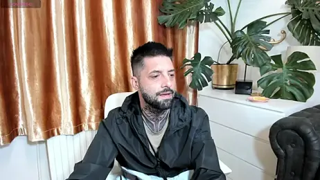 TommyDum — вебкам-модель онлайн на stripchat