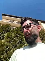 Michel_huge — Stripchat stream photo (Mar 2026)