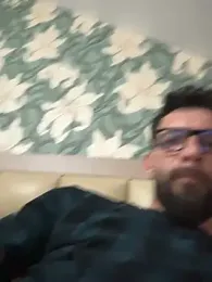 Michel_huge — Stripchat stream photo (Mar 2026)