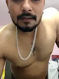 kamukhraja1 — вебкам-модель онлайн на stripchat