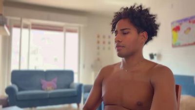Yourvalentino — вебкам-модель онлайн на cam4