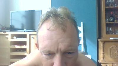 bertolini83 — вебкам-модель онлайн на cam4
