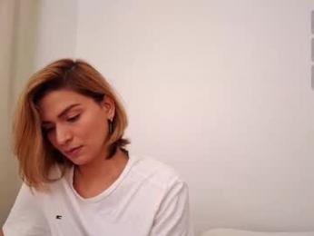 skyamber8v2 — Chaturbate stream photo (Mar 2026)