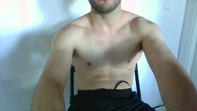 YoungFraser — Cam4 stream photo (Apr 2026)