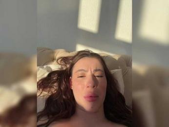 jamaykaa — вебкам-модель онлайн на bongacams