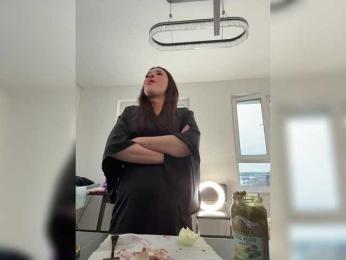 jamaykaa — вебкам-модель онлайн на bongacams