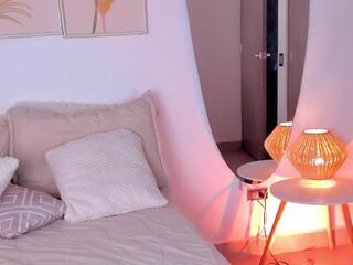 Evangelyne Excalibur — flirt4free