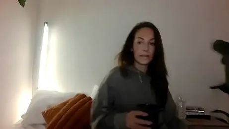 Edenfox- — вебкам-модель онлайн на stripchat